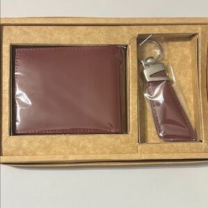 Elegant Brown Leather Wallet and Keychain Set